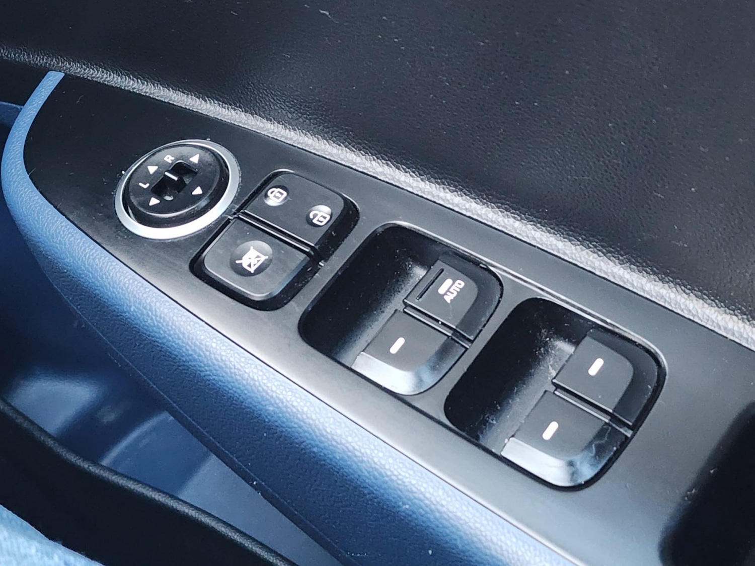 Used Hyundai i10 2016 for sale - 76957884: Photo 19