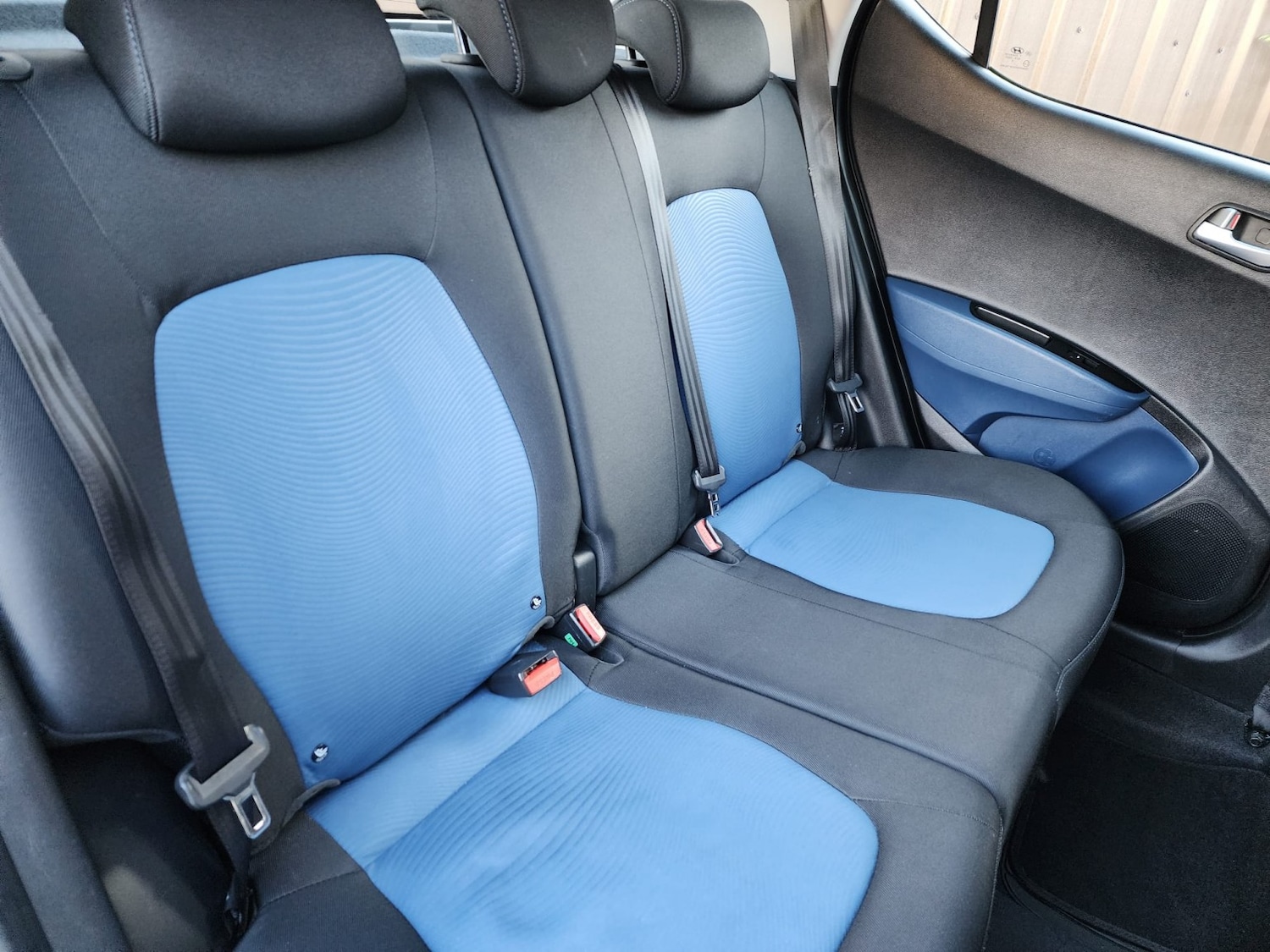 Used Hyundai i10 2016 for sale - 76957884: Photo 20