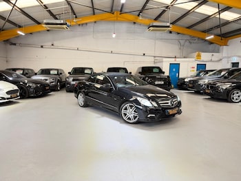 Used Mercedes-Benz E Class 2011 for sale - 78989248: Photo