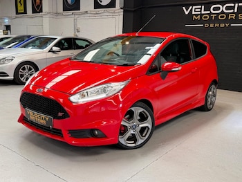 Used Ford Fiesta 2014 for sale - 79576185: Photo