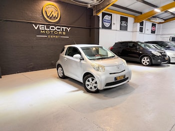 Used Toyota IQ 2011 for sale - 79564788: Photo