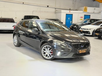 Used Volvo V40 2014 for sale - 78809522: Photo