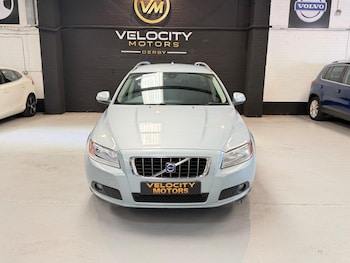 Used Volvo V70 2008 for sale - 79484463: Photo