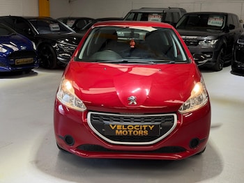 Used Peugeot 208 2015 for sale - 79362028: Photo