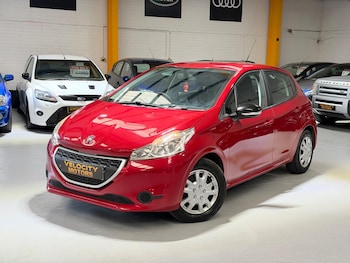 Used Peugeot 208 2015 for sale - 79362028: Photo