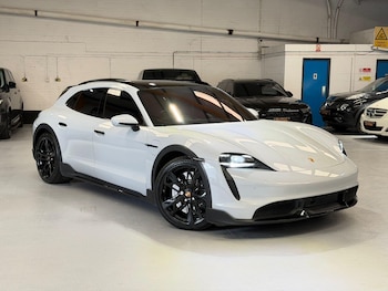 Used Porsche Taycan 2022 for sale - 79255477: Photo