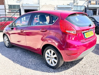 Used Ford Fiesta 2010 for sale - 78797120: Photo