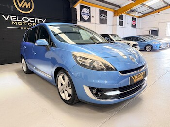 Used Renault Grand Scenic 2013 for sale - 79211892: Photo