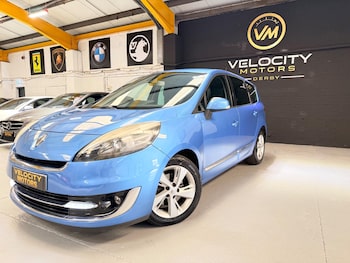 Used Renault Grand Scenic 2013 for sale - 79211892: Photo