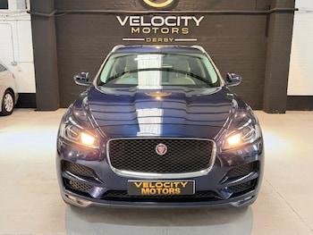 Used Jaguar F-Pace 2018 for sale - 79601048: Photo