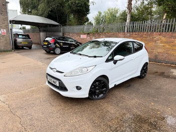 Used Ford Fiesta 2010 for sale - 79712386: Photo