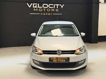 Used Volkswagen Polo 2013 for sale - 79181023: Photo