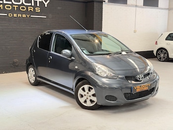 Used Toyota AYGO 2012 for sale - 79590429: Photo