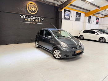 Used Toyota AYGO 2012 for sale - 79590429: Photo