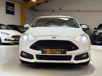 Used Ford Focus 2015 for sale - 79062365: Photo