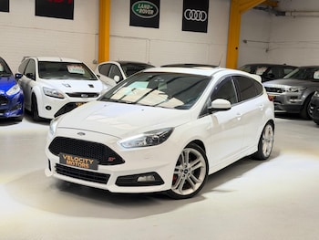 Used Ford Focus 2015 for sale - 79062365: Photo