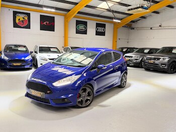 Used Ford Fiesta 2015 for sale - 78965292: Photo