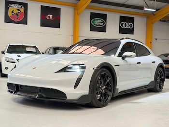 Used Porsche Taycan 2022 for sale - 78833805: Photo