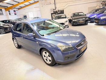 Used Ford Focus 2005 for sale - 79092790: Photo