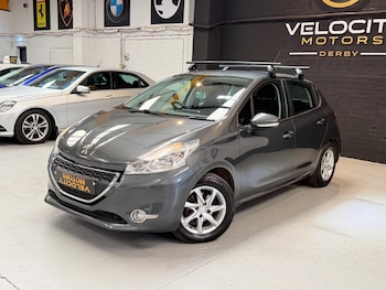Used Peugeot 208 2015 for sale - 79601051: Photo