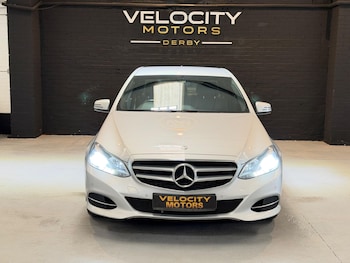 Used Mercedes-Benz E Class 2013 for sale - 79564931: Photo