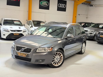 Used Volvo V50 2009 for sale - 79034085: Photo