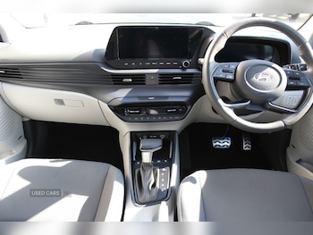 Used Hyundai BAYON 2024 for sale - 76914389: Photo