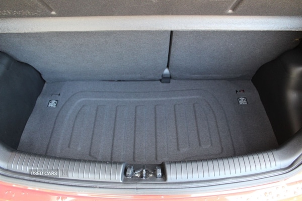 Used Hyundai i10 2019 for sale - 76372110: Photo 23