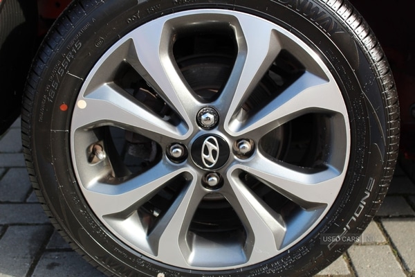 Used Hyundai i10 2019 for sale - 76372110: Photo 9