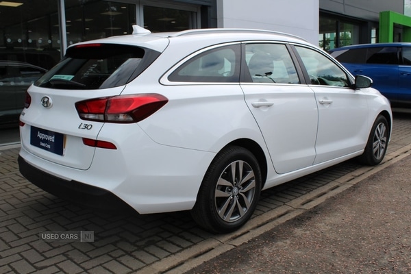Used Hyundai i30 2017 for sale - 76914402: Photo 20