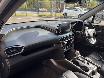 Used Hyundai Santa Fe 2018 for sale - 78587219: Photo