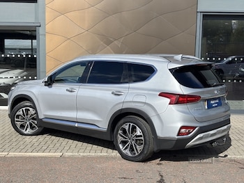 Used Hyundai Santa Fe 2018 for sale - 78587219: Photo