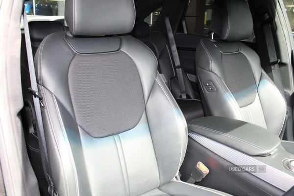 Used Genesis GV70 2023 for sale - 76716013: Photo 12