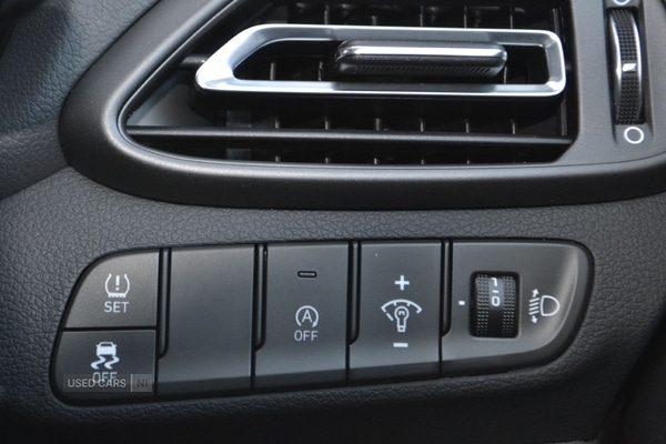 Used Hyundai i30 2022 for sale - 76840087: Photo 5