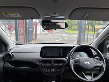 Used Hyundai i10 2023 for sale - 79117218: Photo