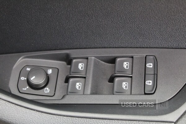 Used Skoda Karoq 2025 for sale - 77994531: Photo 4