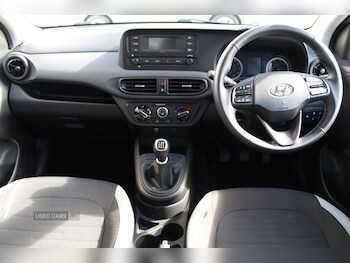 Used Hyundai i10 2023 for sale - 76914407: Photo