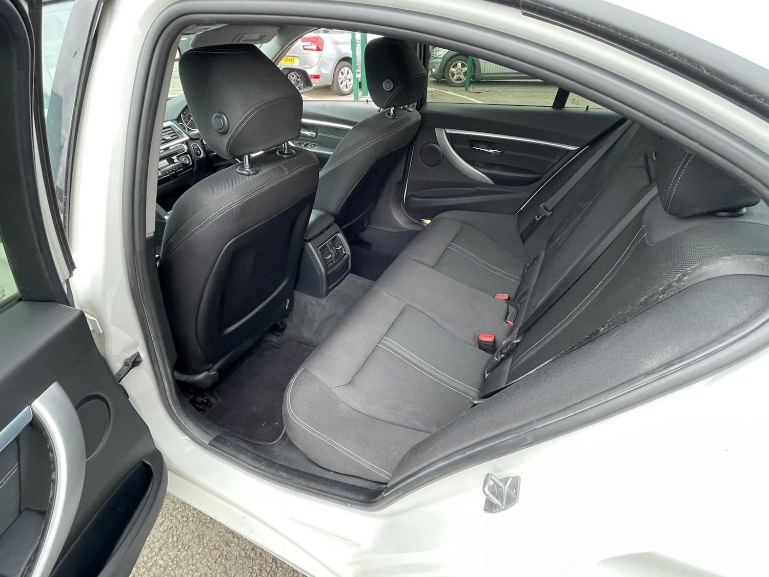 Used BMW 3 Series 2018 for sale - 77888224: Photo 11