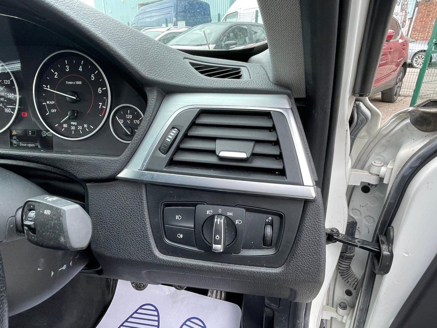 Used BMW 3 Series 2018 for sale - 77888224: Photo 8