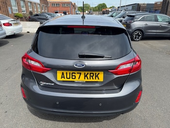 Used Ford Fiesta 2017 for sale - 79232210: Photo