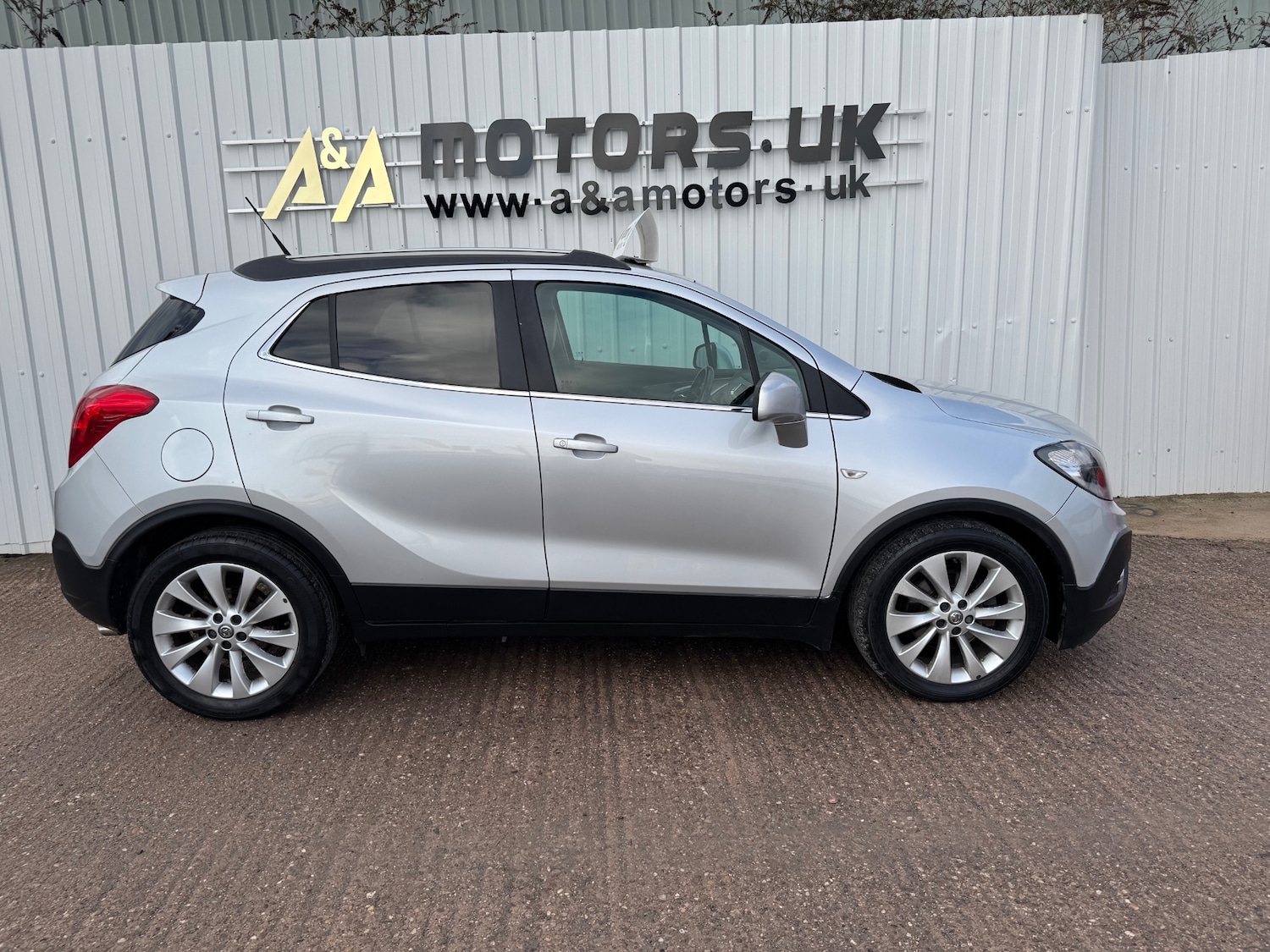 Used Vauxhall Mokka 2016 for sale - 77438505: Photo 2