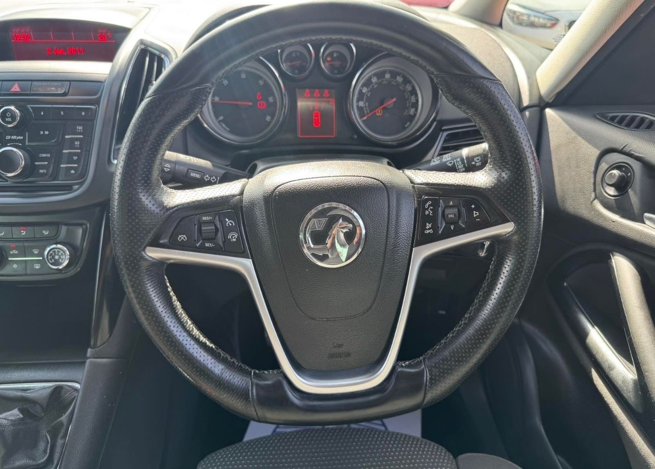 Used Vauxhall Zafira 2015 for sale - 76951515: Photo 14