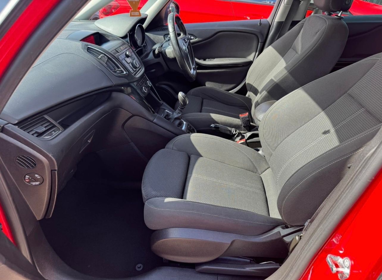 Used Vauxhall Zafira 2015 for sale - 76951515: Photo 17