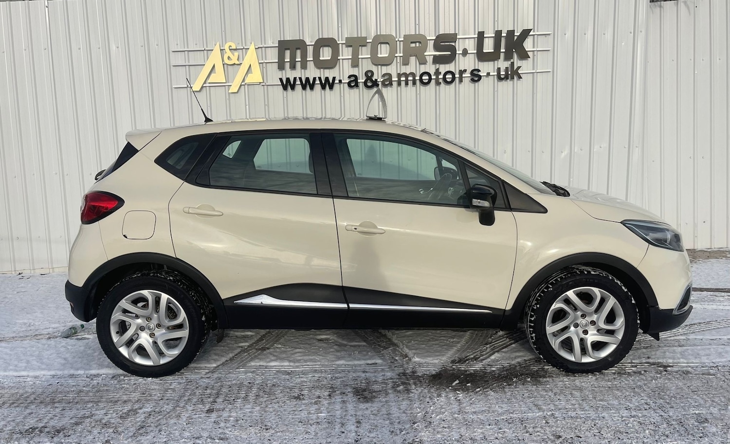 Used Renault Captur 2017 for sale - 77129275: Photo 23