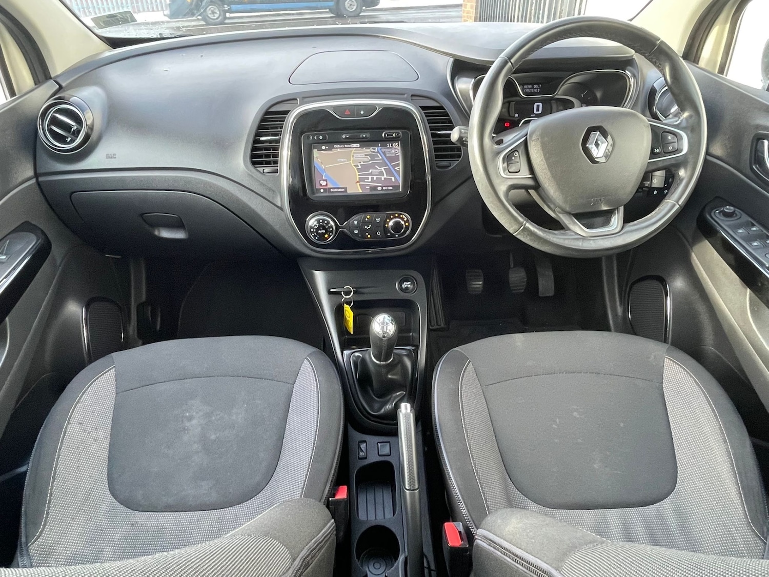 Used Renault Captur 2017 for sale - 77129275: Photo 7