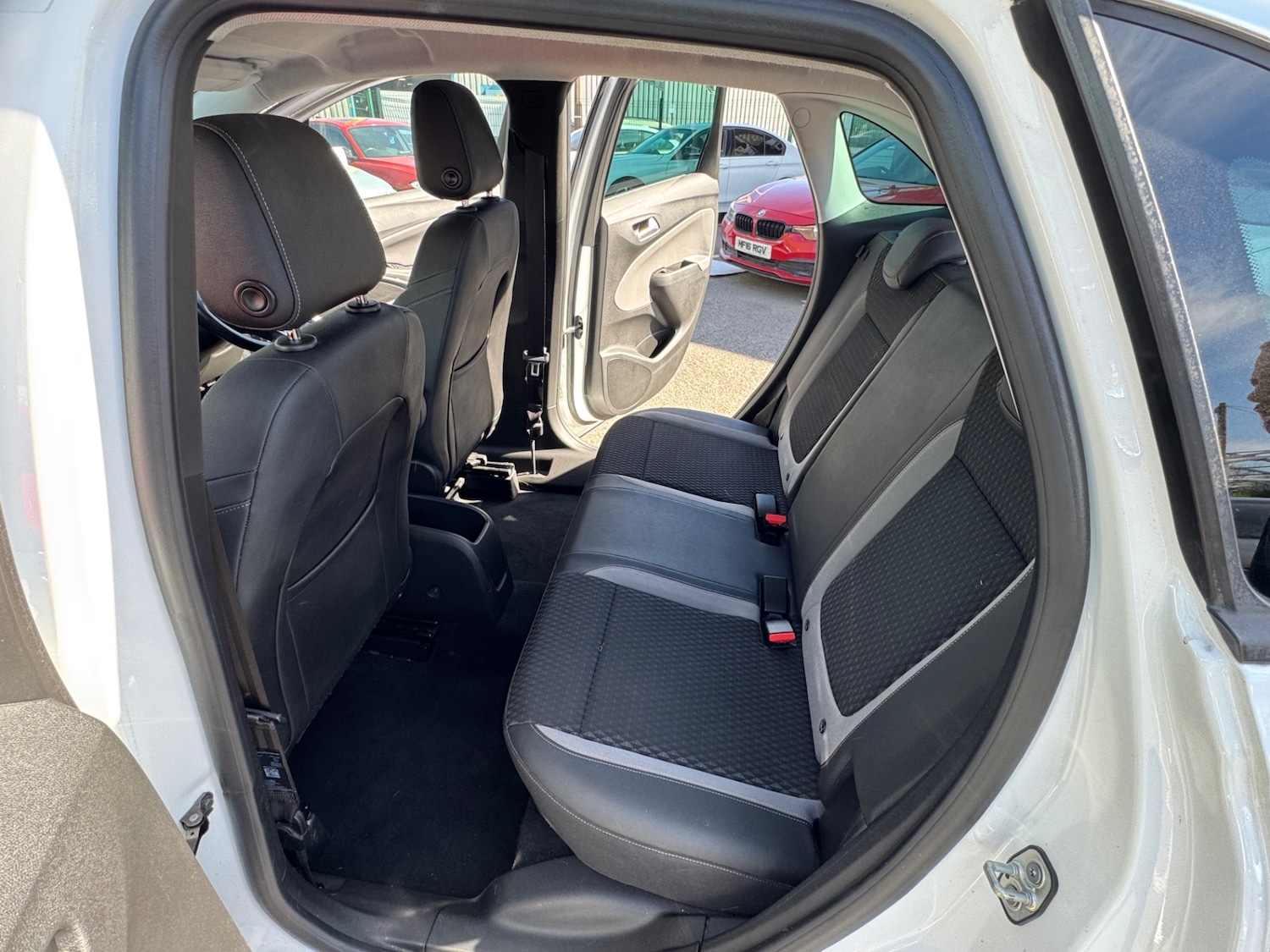 Used Vauxhall Crossland X 2019 for sale - 78155759: Photo 27