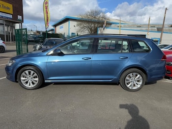 Used Volkswagen Golf 2015 for sale - 77888253: Photo