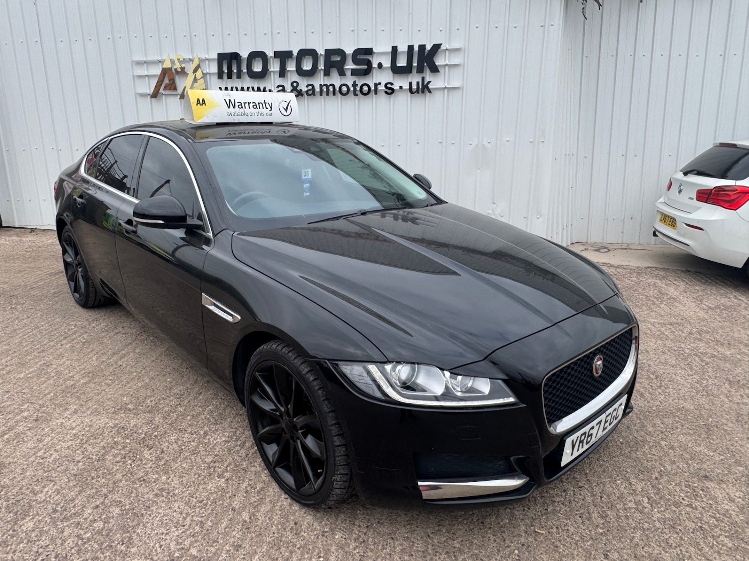 Used Jaguar XF 2017 for sale - 76442514: Photo 1