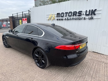 Used Jaguar XF 2017 for sale - 76442514: Photo