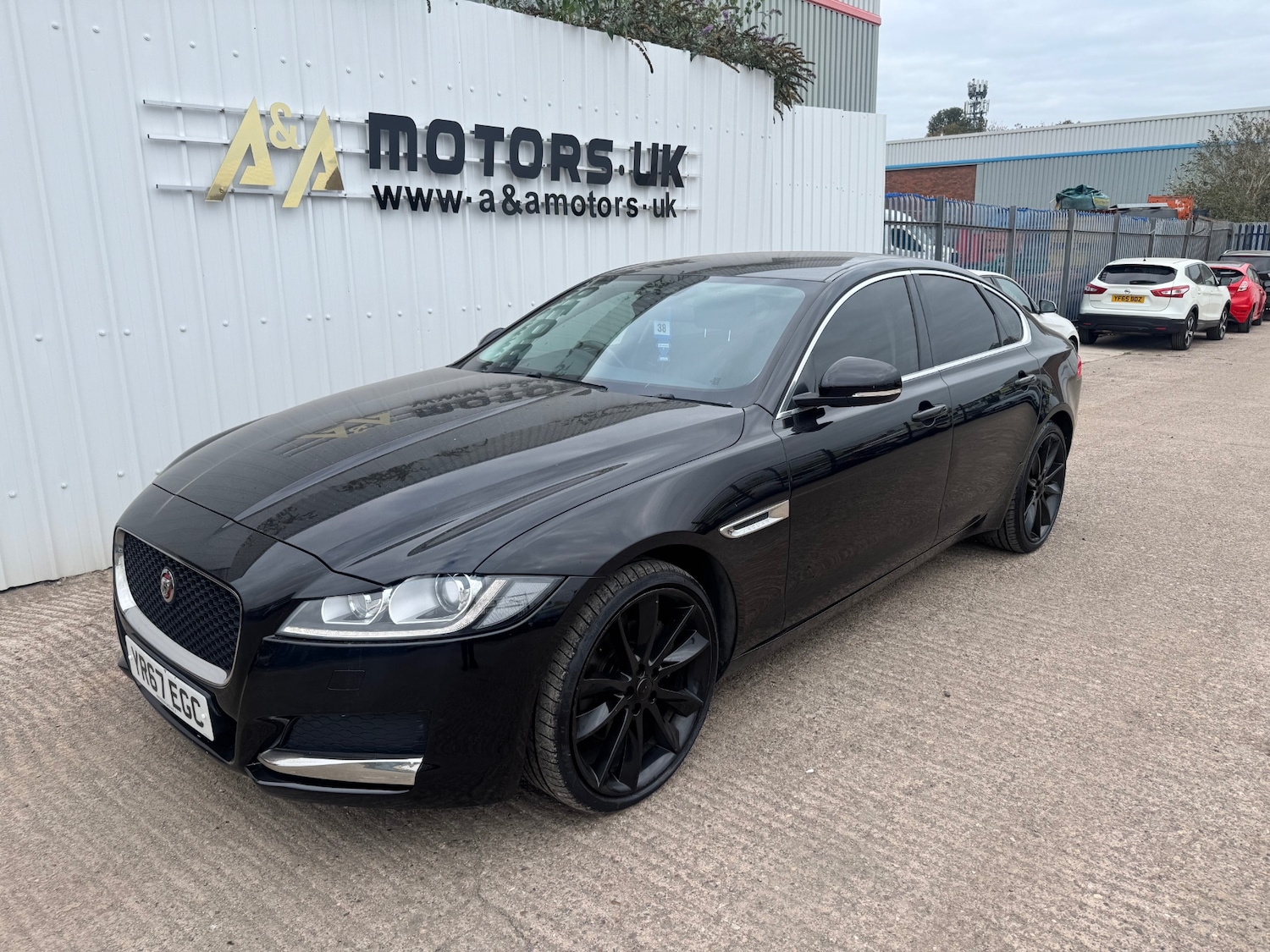 Used Jaguar XF 2017 for sale - 76442514: Photo 5